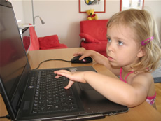 Didėja dėmesys vaikų saugumui internete