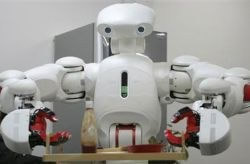 Naujas japonų robotas gamina pusryčius
