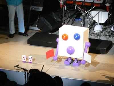 Japonijoje rengiamas „Kvailų robotų“ konkursas