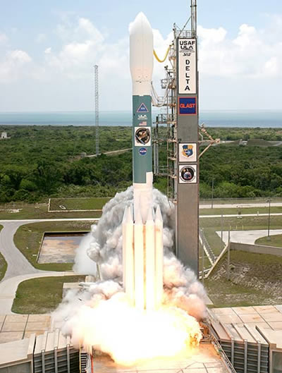 Raketa nešėja skraidina kosminį teleskopą į orbitą