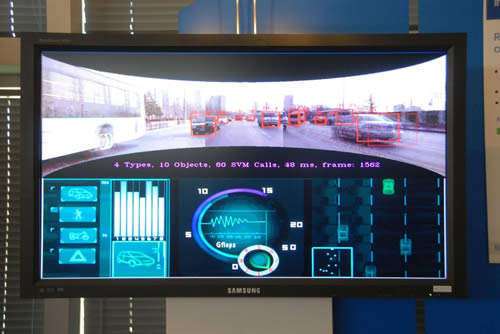 „Smart Car“ kompiuterinė vairuotojo asistento ir saugumo vizija