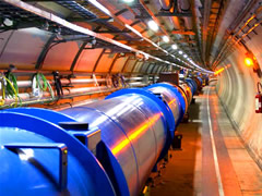Hadronų greitintuvas bus taisomas ilgiau nei tikėtasi