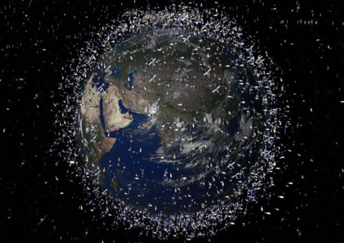 Žema orbita aplink Žemę šiuo metu skrieja daugiau nei 12 tūkst. radarais matomų objektų
