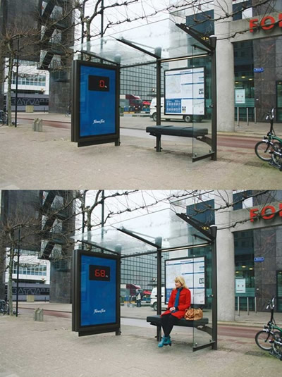 Reklama stotelėje su svarstyklėmis Olandijoje