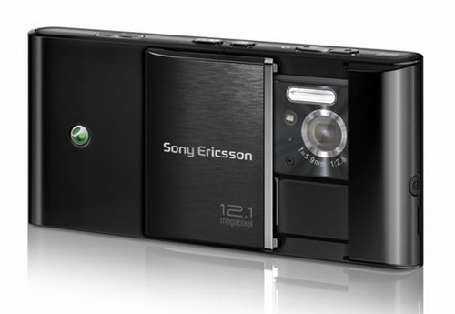 Naujasis „Sony Ericsson“ „Satio“ – stulbinamas vaizdas delne