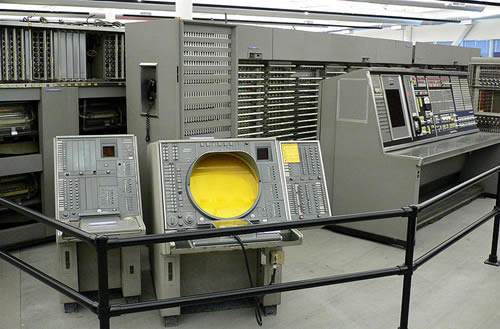 Kompiuterių Istorijos Muziejuje eksponuojama SAGE įranga