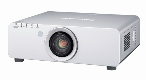 Naujas „Panasonic“ projektorius PT-D5000 – nepertraukiamas veikimas, ypatinga vaizdo kokybė ir lengva priežiūra