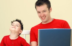 Patarimai tėvams ir jų vaikams, perkant nešiojamąjį kompiuterį naujiems mokslo ir studijų metams