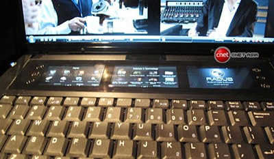 „Intel“ pristatė nešiojamąjį kompiuterį su 4 ekranais