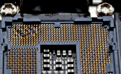 Kai kurie LGA1156 procesorių lizdai kelia nemažai problemų spartintojams