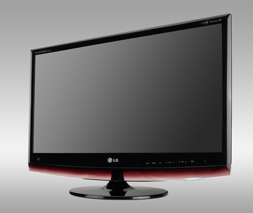 Universalusis LG M62 – ekranas darbui ir televizorius pramogoms