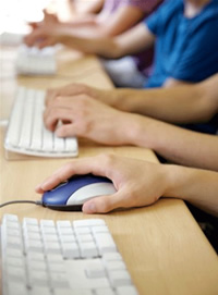 Danijos mokyklose leista per egzaminus naudotis internetu