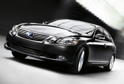 Hibridinis „Lexus GS“