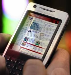 2013 metais telefonai gali tapti populiariausia naršymo priemone