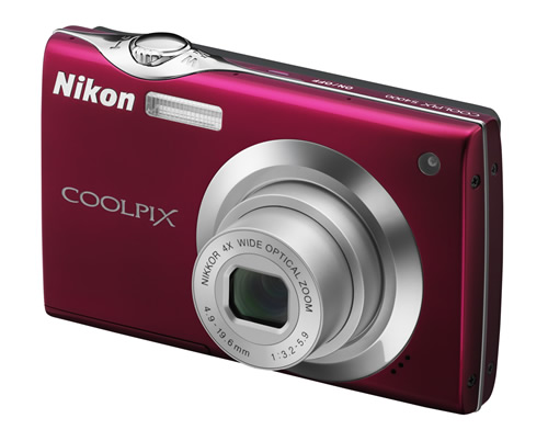 Fotoaparatas „COOLPIX“ S4000