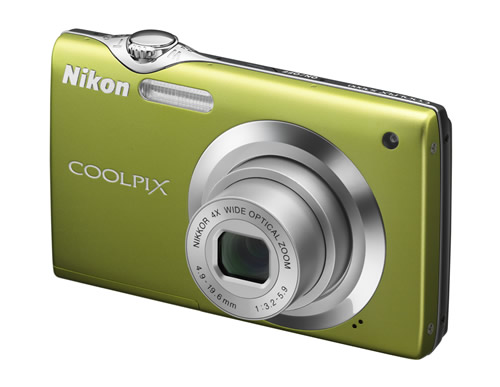 „Nikon“ S3000