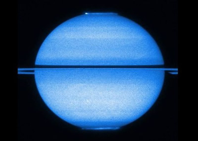 „Hubble“ nufotografavo Saturno pašvaistes