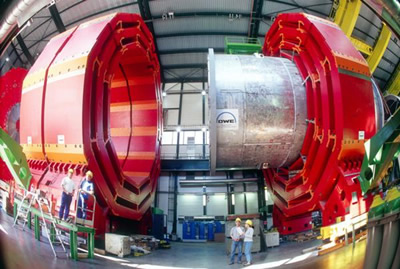 Hadronų greitintuvas vėl bus paleistas