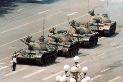 „Google“ supažindino kinus su Tiananmenio įvykiais