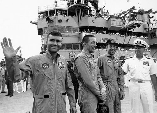 „Apollo 13“ įgula po nusileidimo