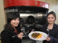 Kinijoje sukurtas pirmasis pasaulyje virtuvės robotas