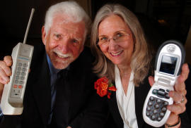 Martin Cooper su savo žmona ir verslo partnere Arlene Harris
