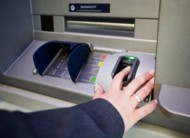 Europoje pradėjo veikti pirmieji biometriniai bankomatai 