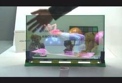 „Samsung“ pagamino permatomą 19 colių ekraną