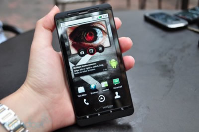 Birželio 23 dieną bus oficialiai pristatyti telefonai „Motorola Droid X“ ir „Droid 2“