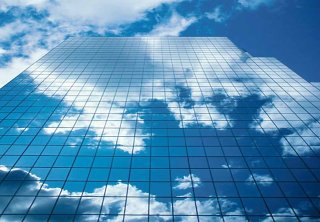 Debesų kompiuterija (angl. cloud computing) – nauja IT pasaulio banga, atnešanti revoliucinius pokyčius