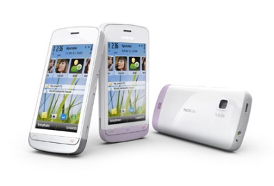 Oficialiai pristatytas „Nokia C5-03“ išmanusis telefonas