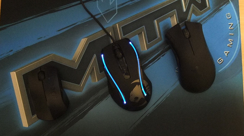 „Roccat KONE+“ žaidimų pelytės ir „Roccat TAITO“ kilimėlio apžvalga