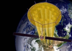 Kosmose – didžiausia radijo ryšio antena