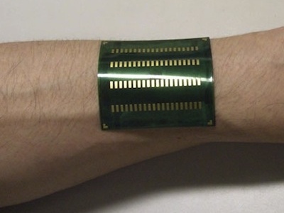Nešiojamas įrenginys gaminantis elektrą iš šviesos ir šilumos Nešiojamas įrenginys gaminantis elektrą iš šviesos ir šilumos