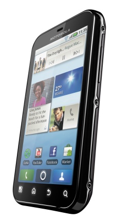 Atsparusis „Android“ telefonas „Motorola DEFY“ – jau Lietuvoje