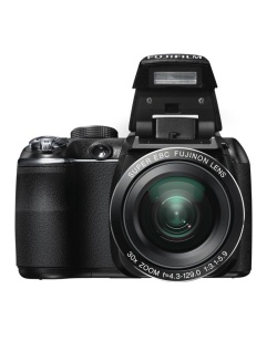 „Fujifilm“ pristatė naują 2011 m. pavasario fotoaparatų liniją