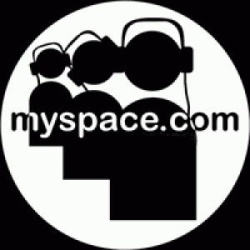 Svarstoma, ką daryti su „MySpace“