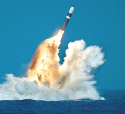 Kinija kuria naujos kartos tolimojo nuotolio raketas