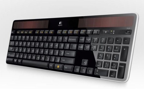 „Logitech K750“ – saulės elementais mintanti bevielė klaviatūra
