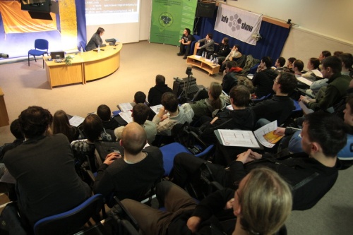 „InfoShow“ – informatikų festivalis ne tik informatikams „InfoShow“ – informatikų festivalis ne tik informatikams