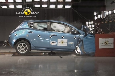 Pirmąkart elektromobilio saugumas įvertintas 5 žvaigždutėmis Pirmąkart elektromobilio saugumas įvertintas 5 žvaigždutėmis