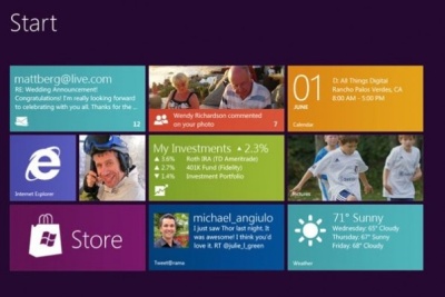 „Microsoft“ atsaku „Apple“ taps naujoji „Windows 8“