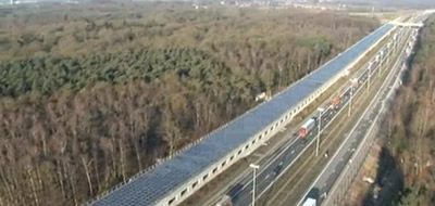 Masyvus saulės kolektorių tunelis traukiniams Masyvus saulės kolektorių tunelis traukiniams