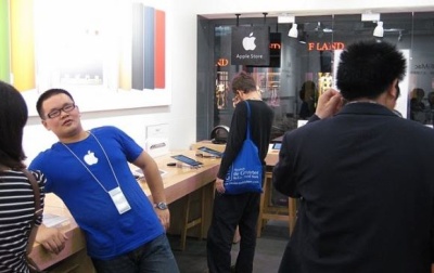 Viename Kinijos mieste – bent trys netikros „Apple“ parduotuvės Viename Kinijos mieste – bent trys netikros „Apple“ parduotuvės