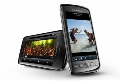RIM pristatė išmaniuosius telefonus „Blackberry Torch“ RIM pristatė išmaniuosius telefonus „Blackberry Torch“