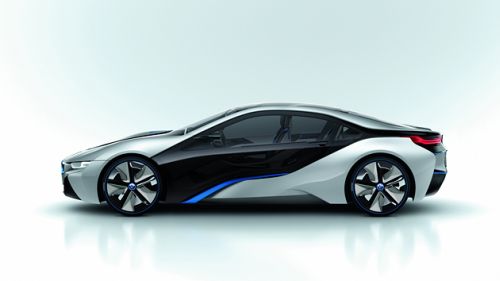 BMW pristatė koncepcinių elektromobilių „i8“ ir „i3“ galutinę viziją