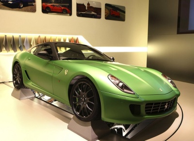 „Ferrari“ netiki elektromobilių ateitimi