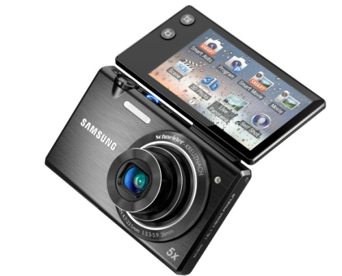 „Samsung“ pristato kompaktišką „MultiView“ fotokamerą