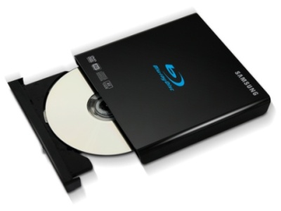 Pristatytas kompaktiškas „Blu-ray“ diskų įrašytuvas „Samsung SE-506AB“
