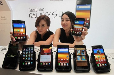 „Samsung“ nusprendė įslaptinti parduodamų telefonų statistiką